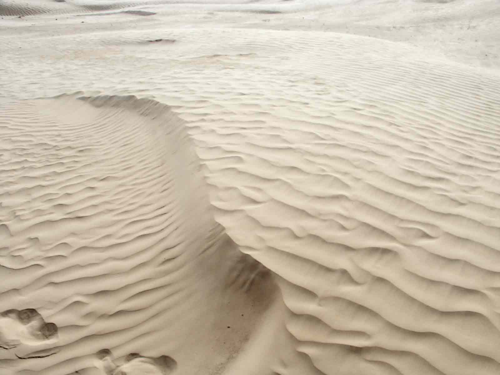  Qaa Qenymin o grão de areia (Apresentação) Sabbia del deserto